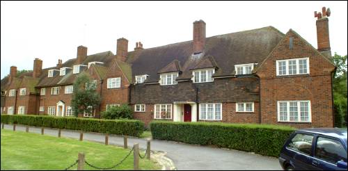 Emmott Close Stowe House